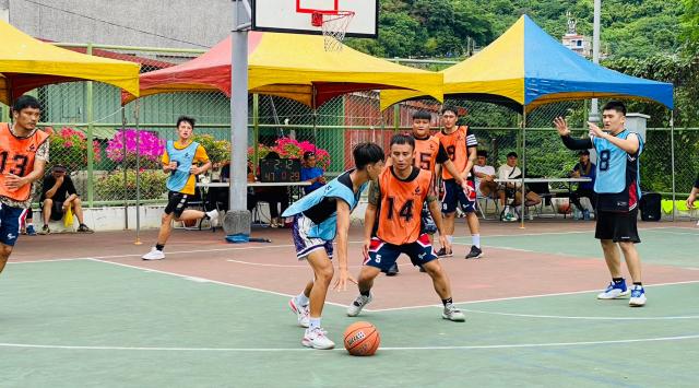 https://www.fusps.hlc.edu.tw/uploads/tadgallery/2023_10_31/20946_LINE_ALBUM_1021022校慶籃球比賽_231031_67.jpg 