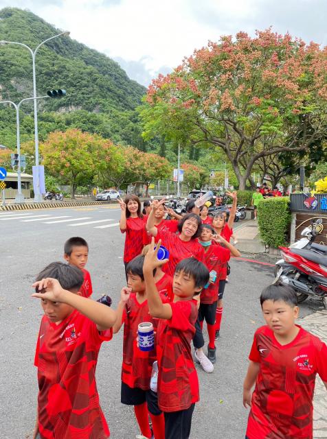 https://www.fusps.hlc.edu.tw/uploads/tadgallery/2023_10_31/21012_LINE_ALBUM_20231021創校百年、健走活動_231031_54.jpg 