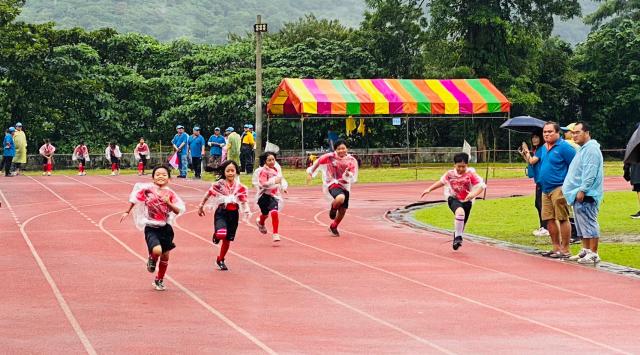 https://www.fusps.hlc.edu.tw/uploads/tadgallery/2023_10_31/21427_LINE_ALBUM_1021028百年校慶運動會_231031_117.jpg 