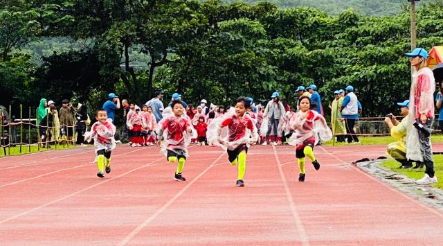 https://www.fusps.hlc.edu.tw/uploads/tadgallery/2023_10_31/21441_LINE_ALBUM_1021028百年校慶運動會_231031_131.jpg 