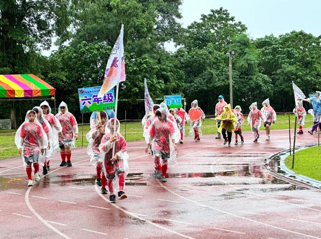 https://www.fusps.hlc.edu.tw/uploads/tadgallery/2023_10_31/21496_LINE_ALBUM_1021028百年校慶運動會_231031_186.jpg 