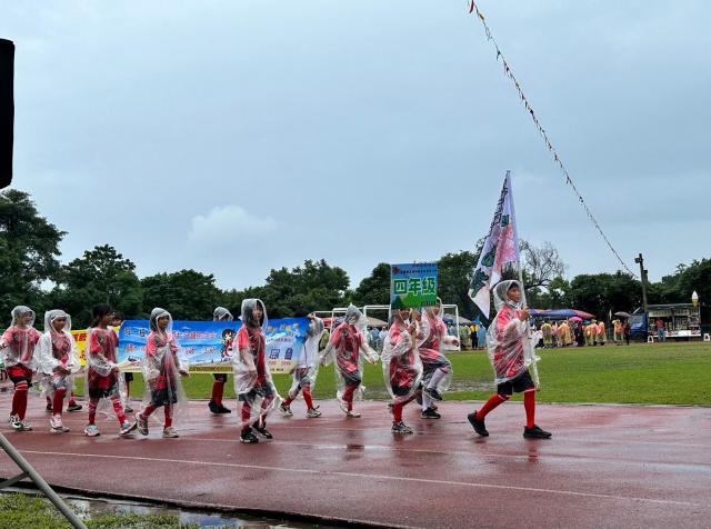 https://www.fusps.hlc.edu.tw/uploads/tadgallery/2023_10_31/21504_LINE_ALBUM_1021028百年校慶運動會_231031_194.jpg 
