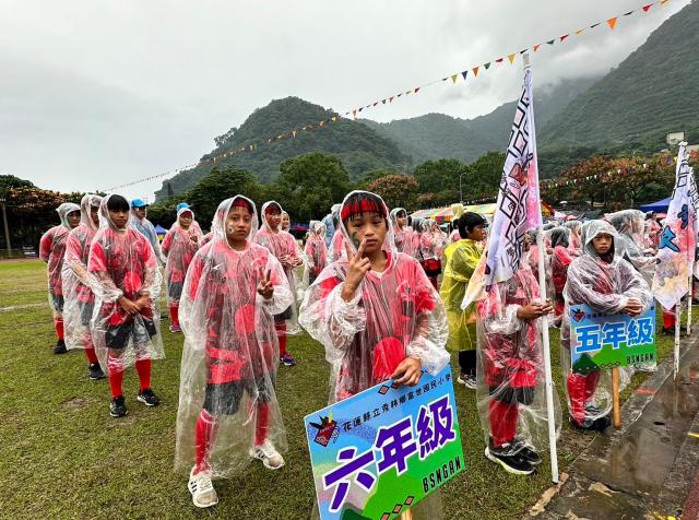https://www.fusps.hlc.edu.tw/uploads/tadgallery/2023_10_31/21511_LINE_ALBUM_1021028百年校慶運動會_231031_201.jpg 
