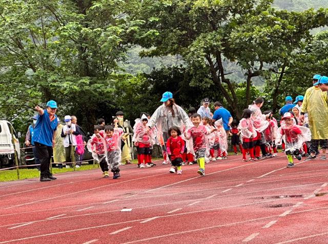 https://www.fusps.hlc.edu.tw/uploads/tadgallery/2023_10_31/21531_LINE_ALBUM_1021028百年校慶運動會_231031_221.jpg 