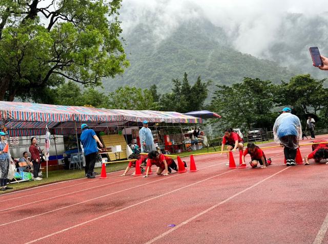 https://www.fusps.hlc.edu.tw/uploads/tadgallery/2023_10_31/21543_LINE_ALBUM_1021028百年校慶運動會_231031_233.jpg 