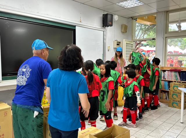https://www.fusps.hlc.edu.tw/uploads/tadgallery/2023_10_31/21580_LINE_ALBUM_1021028百年校慶運動會_231031_270.jpg 