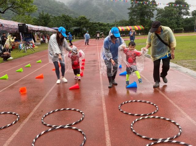 https://www.fusps.hlc.edu.tw/uploads/tadgallery/2023_10_31/21589_LINE_ALBUM_1021028百年校慶運動會_231031_279.jpg 