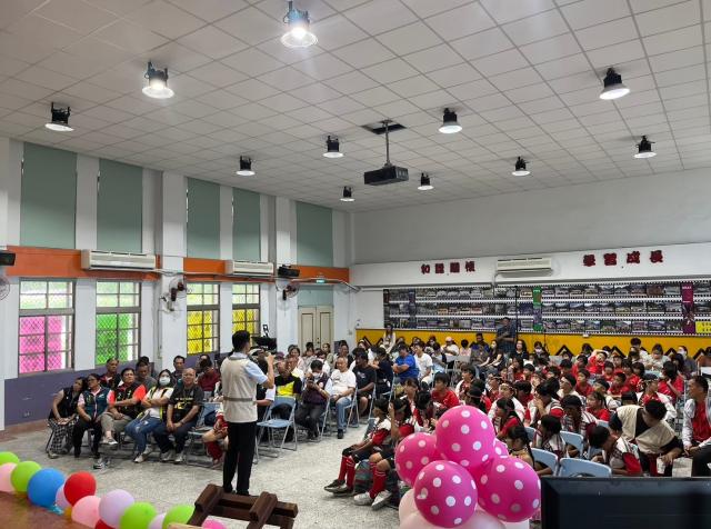 https://www.fusps.hlc.edu.tw/uploads/tadgallery/2024_09_02/21692_LINE_ALBUM_112學年度畢業典禮_240902_36.jpg 
